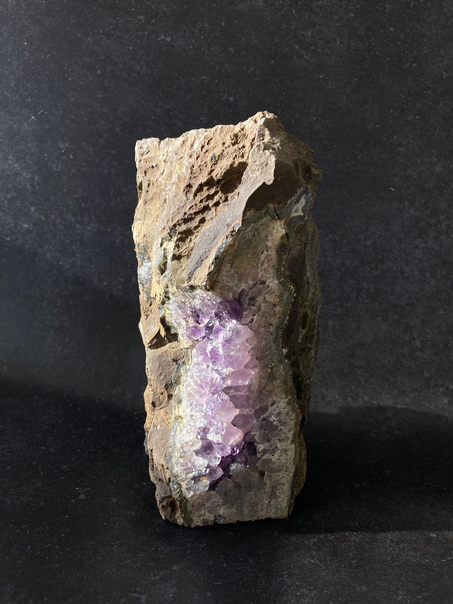 ウルグアイ産 アメジスト ジオード 2 Amethyst Geode