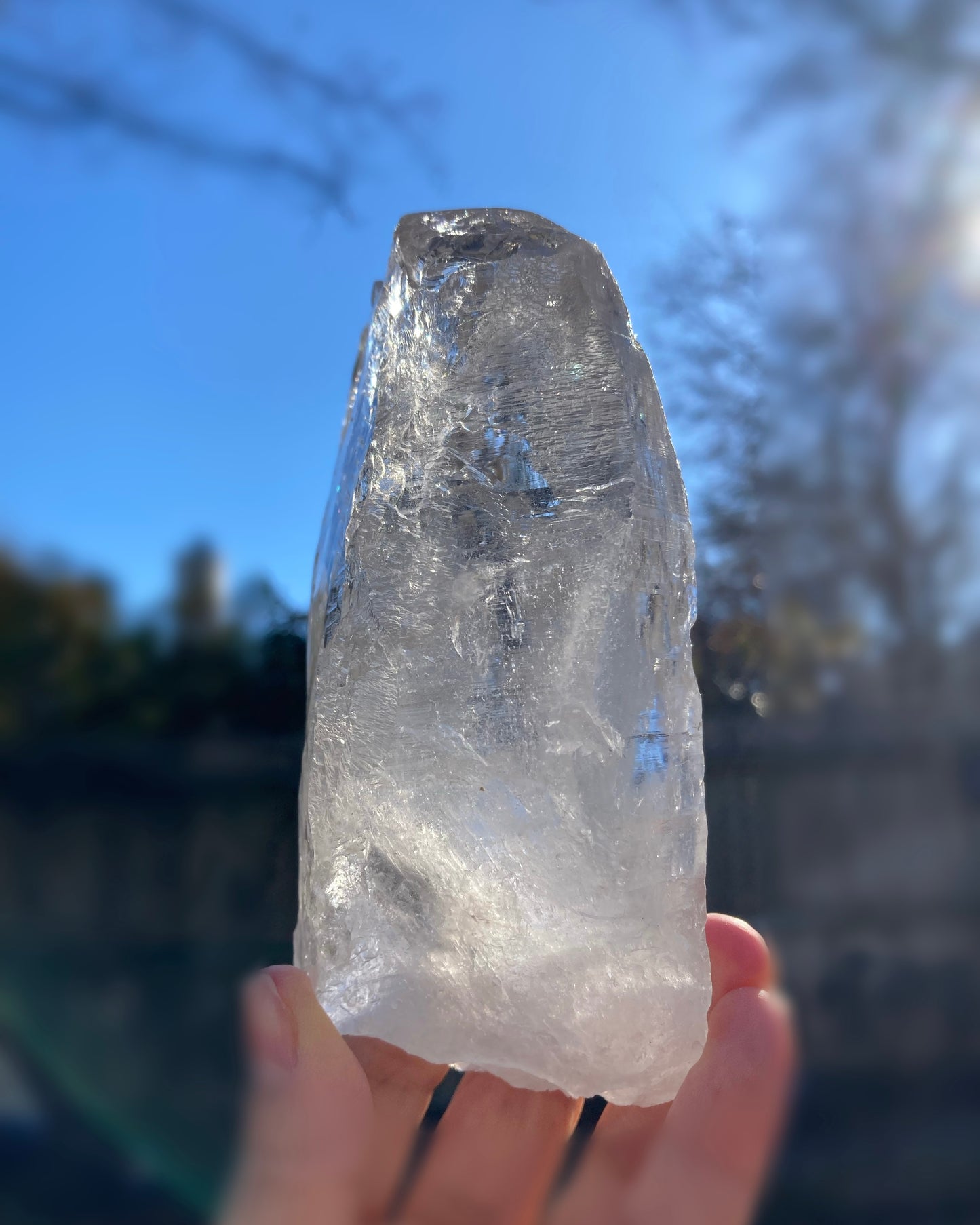 (希少)ロシア産 レムリアン クォーツ (虹入り) ロシレム サウスウラル チェリャビンスク州産 (Chelyabinsk Region, South Ural) 14cm x 7cm x 5cm、650g