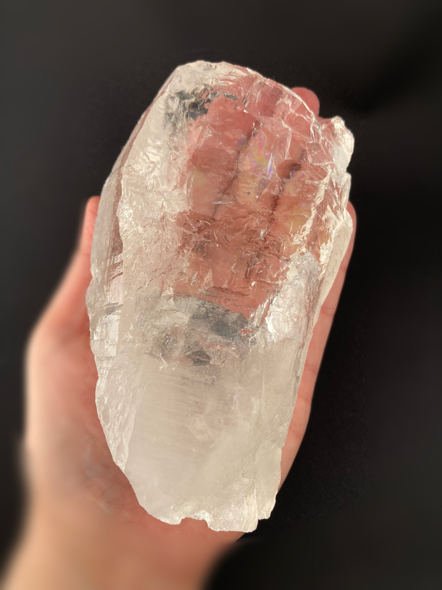 (希少)ロシア産 レムリアン クォーツ (虹入り) ロシレム サウスウラル チェリャビンスク州産 (Chelyabinsk Region, South Ural) 14cm x 7cm x 5cm、650g