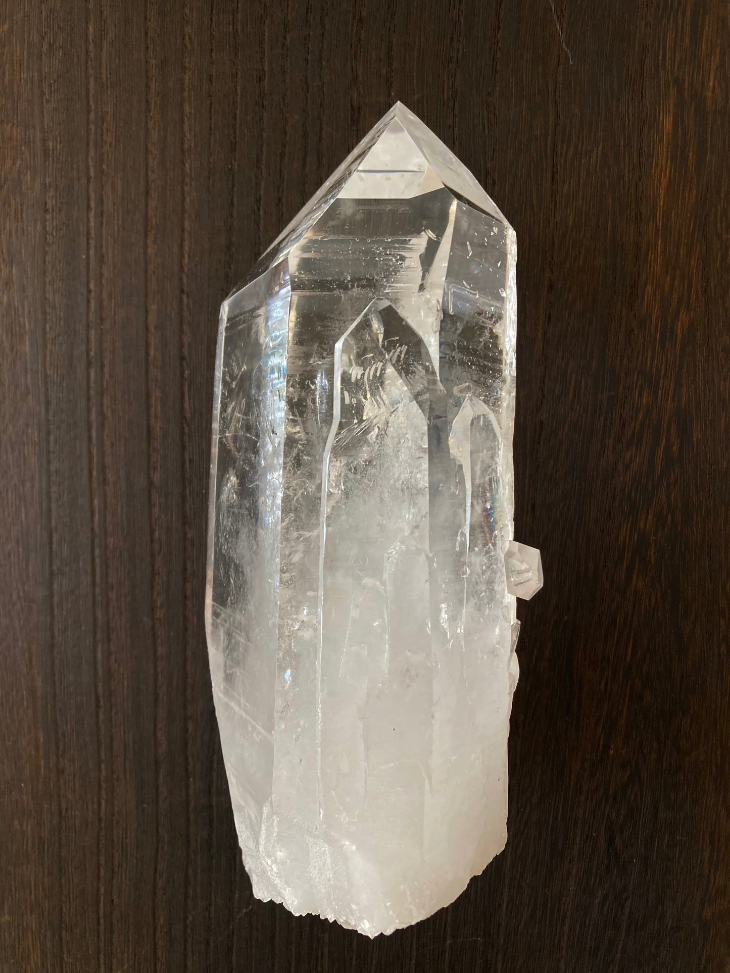 空間浄化・エネルギーチャージ レムリアン シード クォーツ ポイント 大 ( (巨大・スタンド付き)24cm x 11cm x 7cm、2.75kg