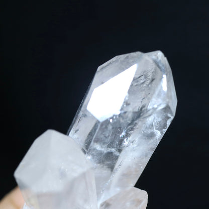 コロンビア産 クォーツ クラスター 1 Quartz Cluster, Columbia  小さい 手のひらサイズ　サイズ：7cm x 4cm x 2.6cm、103g