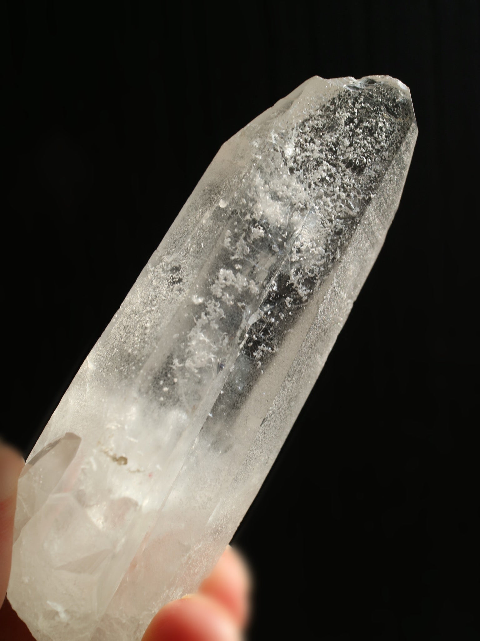 オリジナル鉱山 セラ・ド・カブラル鉱山　レムリアン シード クォーツ ポイント 小 手のひらサイズ Lemurian Seed Quartz  Serra do Cabral, MG, Brazil 