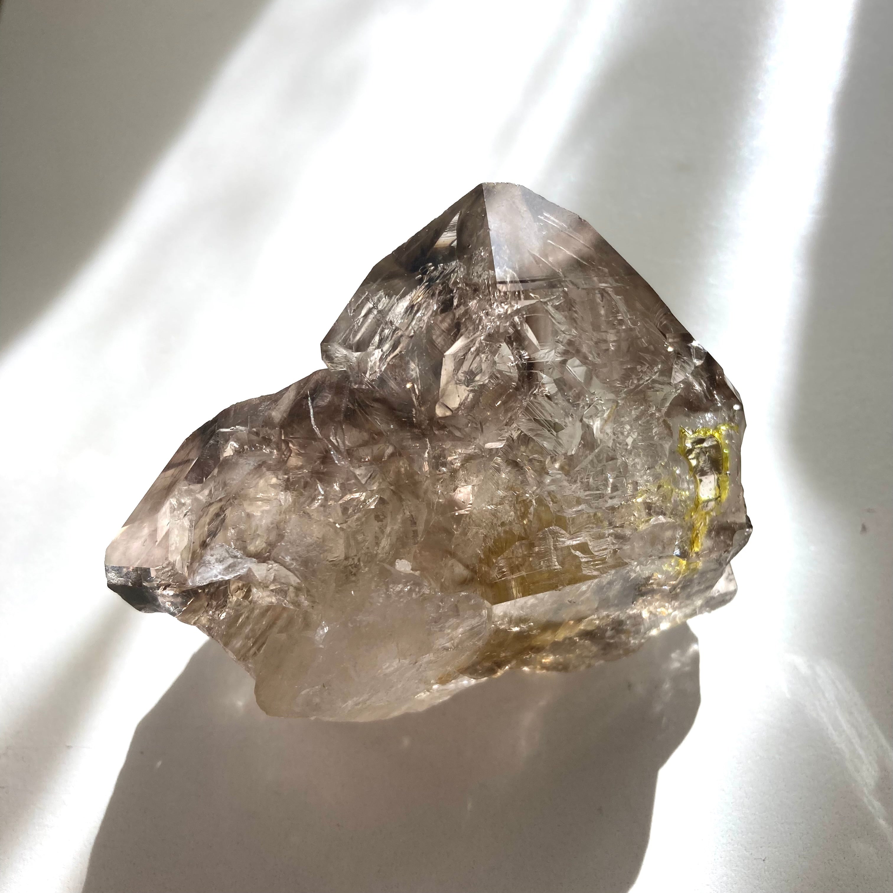 スモーキー エレスチャル クォーツ4 Smokey Elestial Quartz 4 – ryn