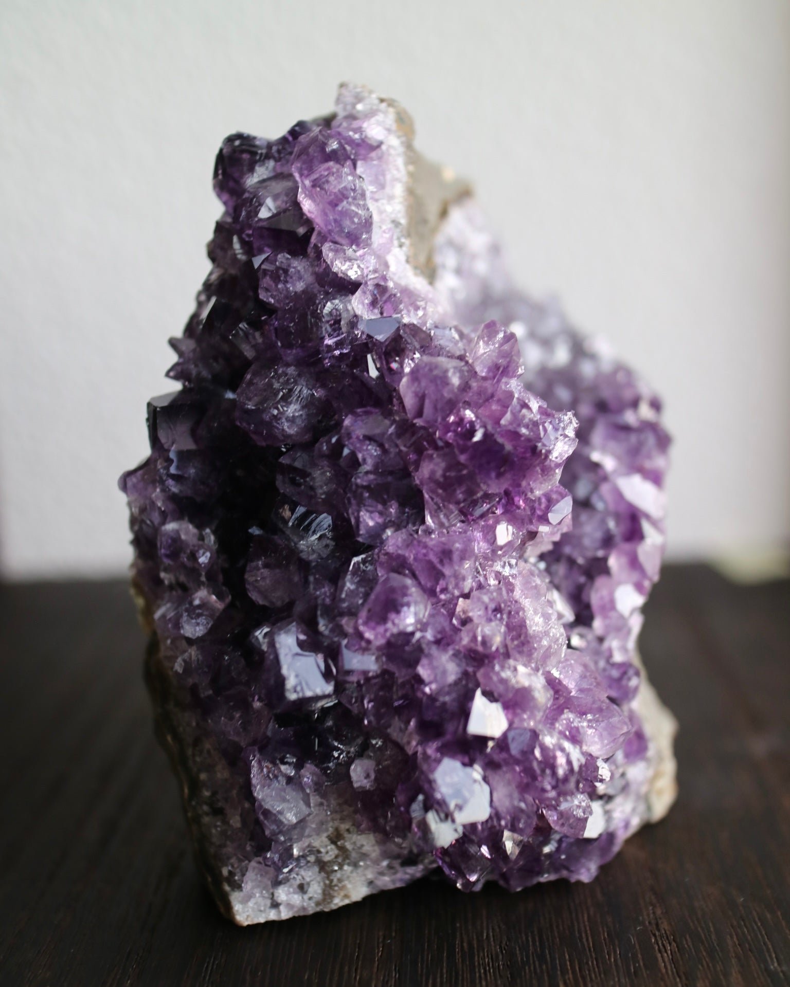 ウルグアイ産 アメジスト 手のひらサイズ    Amethyst from Uruguay 1  10cm x 8cm x 6cm、550g
