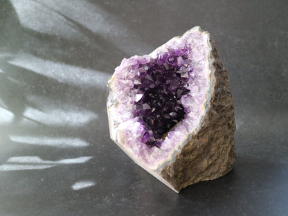 ウルグアイ産 アメジスト原石 ジオード 大  Amethyst from Uruguay  4.6kg 