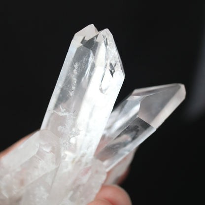 コロンビア産 クォーツ クラスター 1 Quartz Cluster, Columbia  小さい 手のひらサイズ　サイズ：7cm x 4cm x 2.6cm、103g