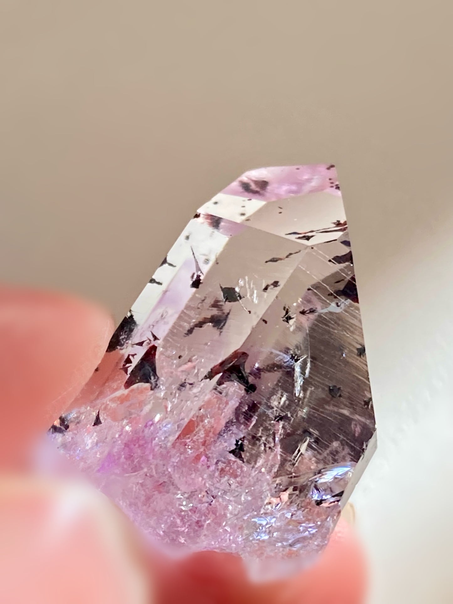 『 ブランドバーグ アメシスト with ヘマタイト 』6  Brandberg Amethyst with Hematite flecks 6