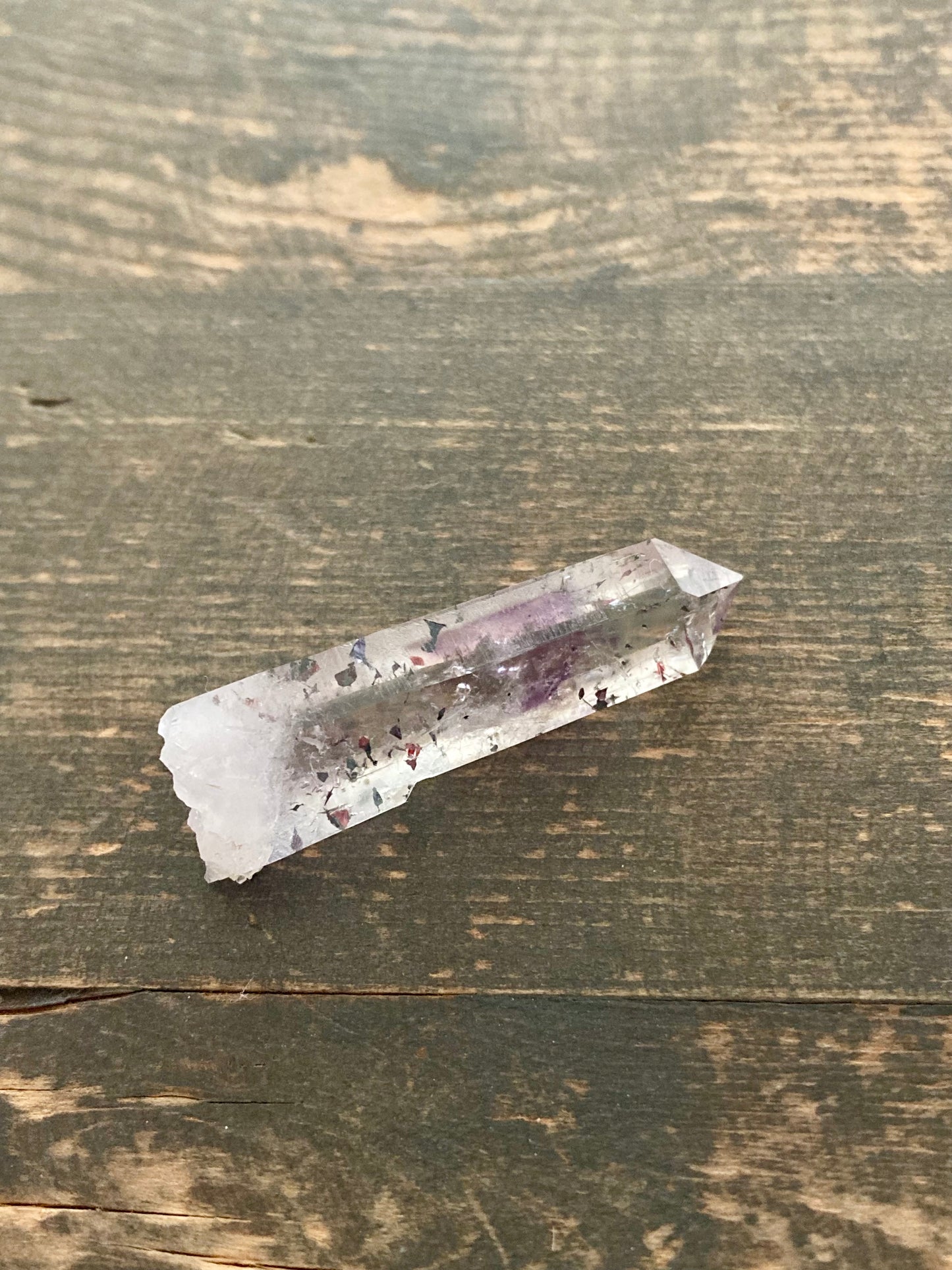 『 ブランドバーグ アメシスト with ヘマタイト 』3  Brandberg Amethyst with Hematite flecks 3